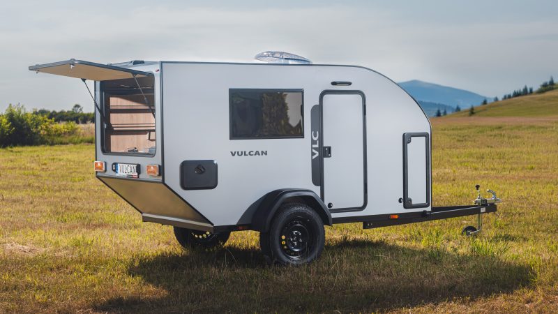 lekka przyczepa kempingowa teardro