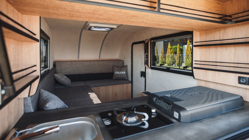 lekka przyczepa kempingowa teardro