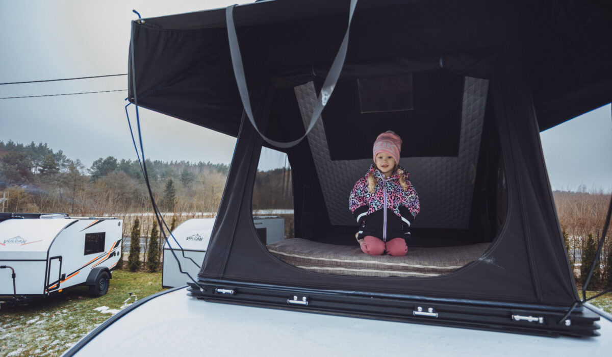 lekka przyczepa kempingowa terenowa teardrop offroad