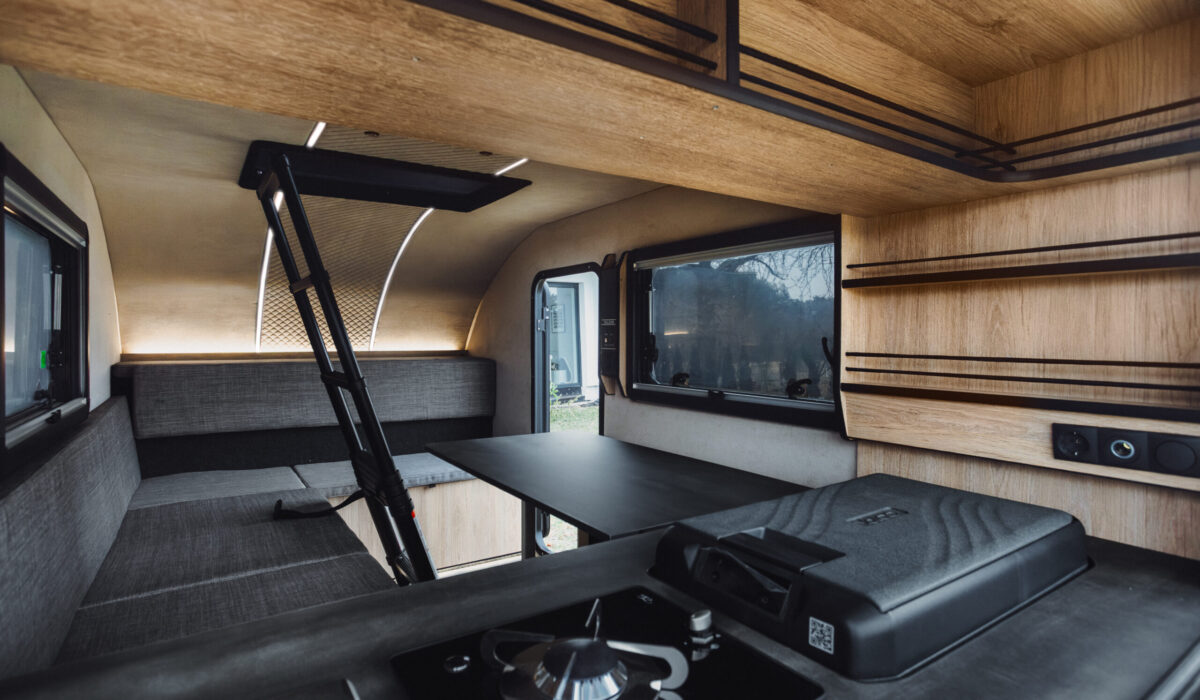 lekka przyczepa kempingowa terenowa teardrop offroad